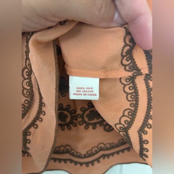 Sundance Silk Boho off the shoulder blouse Medium - Picture 3 of 3